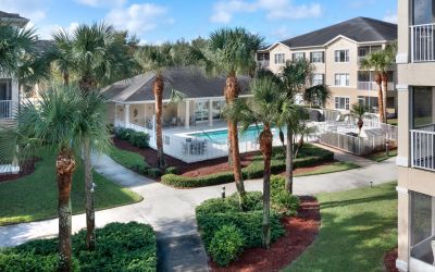 glenbrooke-palm-bay-08-exterior.jpg