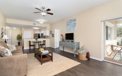 glenbrooke-palm-bay-13-unit-living-room.jpg
